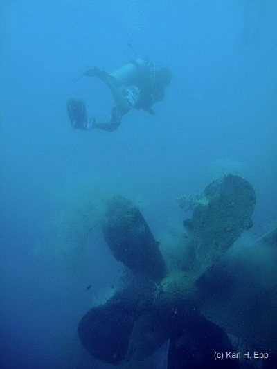 wreck diving in cebu